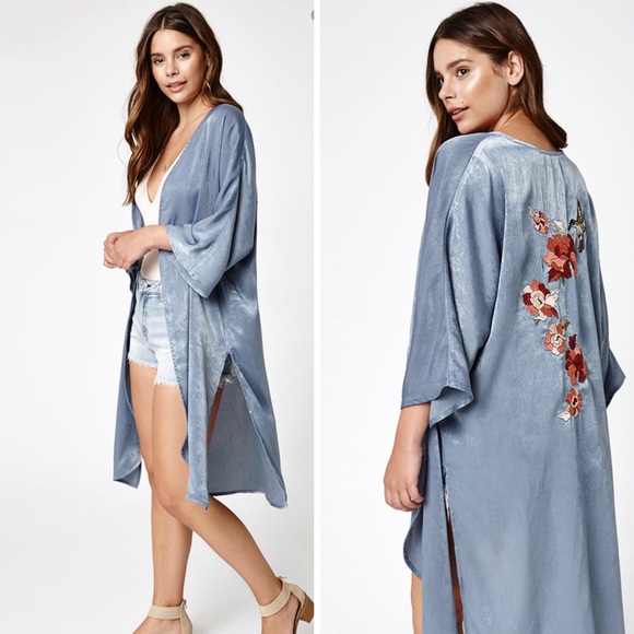 Embroidered floral blue satin cardigan - Picture 1 of 9